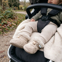 Winter booties for babies made of natural sheepskin