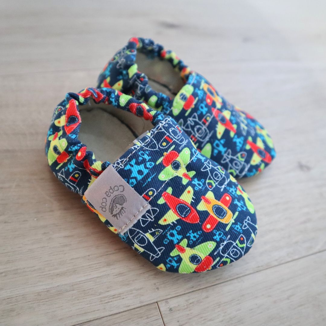 Otroški tekstilni copati Barefoot - Airplane