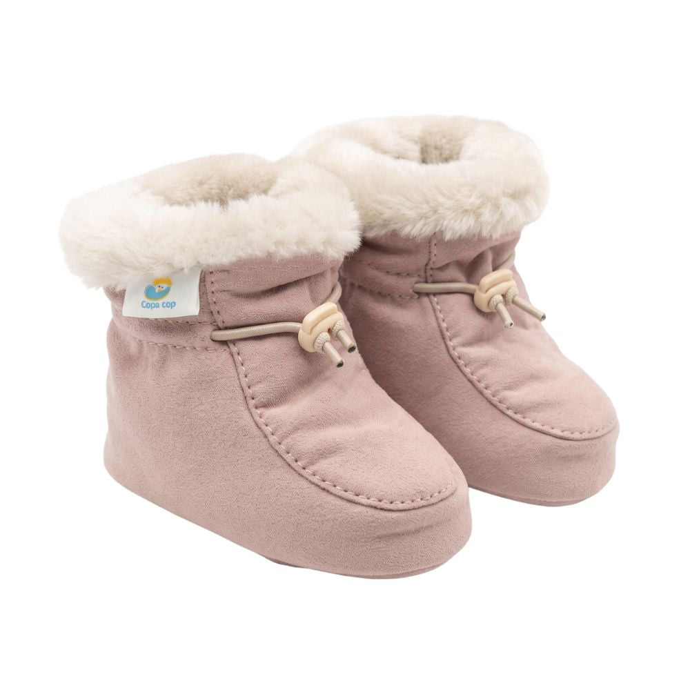 Winter booties for babies made of natural sheepskin